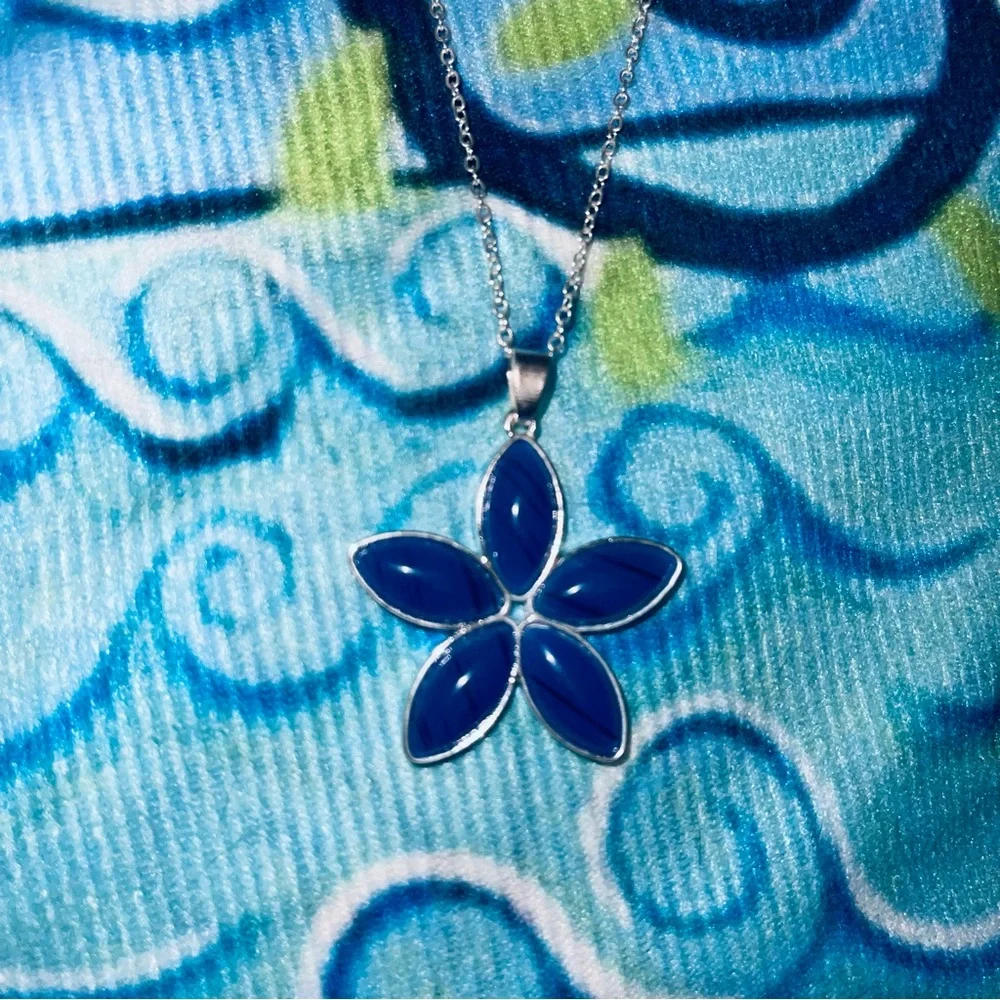 New Blue Stripe Agate Sterling Silver Boho Handmade Floral Daisy Necklace
